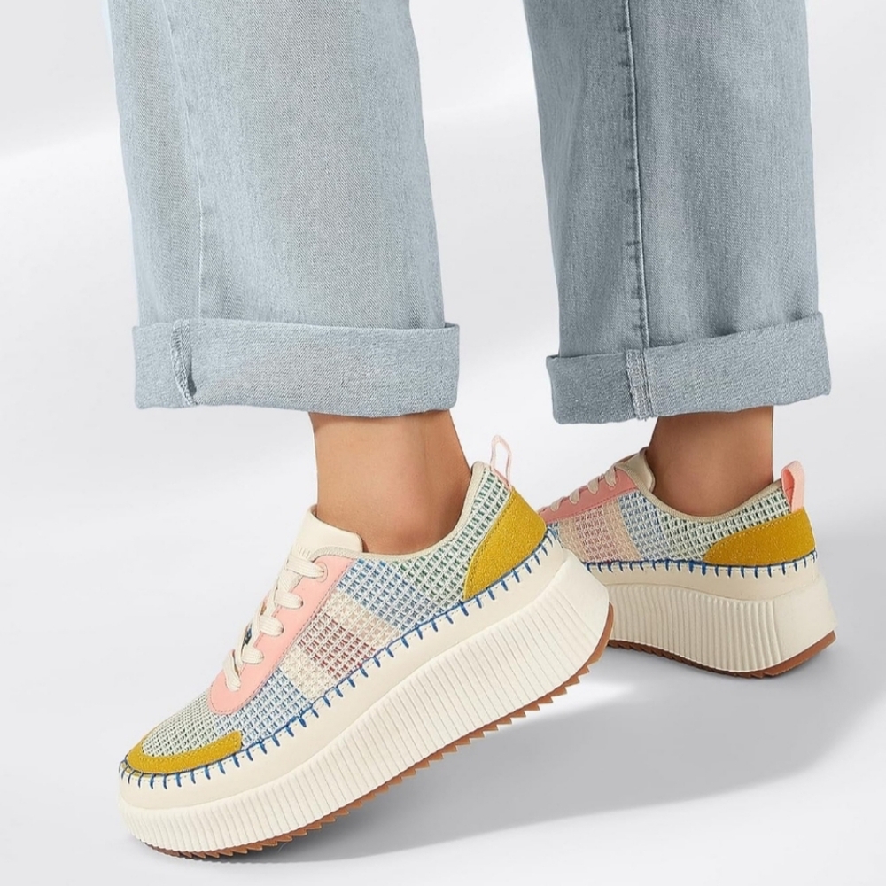 Lucky Step Women's Platform Sneakers Retro Braided. Size: 9.